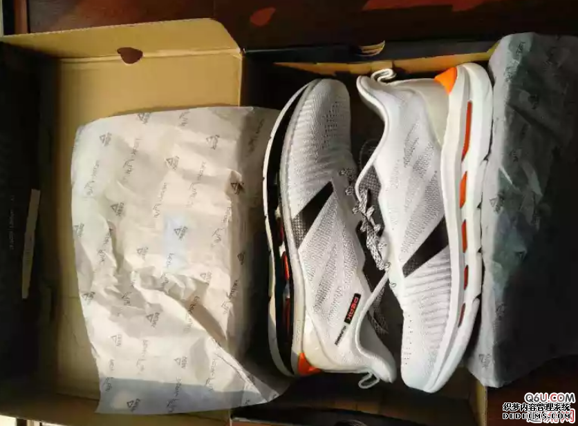 匹克悦跑7代开箱测评 匹克悦跑7代的卖点是什么 匹克悦跑7代开箱测评 匹克悦跑7代的卖点是什么