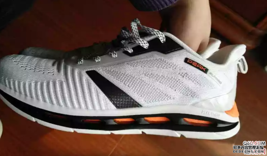 匹克悦跑7代开箱测评 匹克悦跑7代的卖点是什么 匹克悦跑7代开箱测评 匹克悦跑7代的卖点是什么