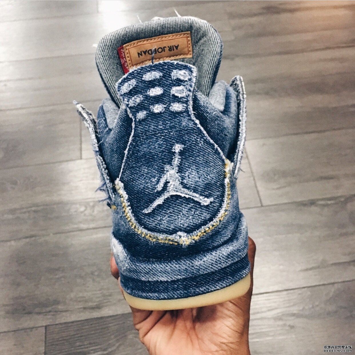 AJ4李维斯联名可以养吗 AJ4 X Levi’s怎么养牛 AJ4李维斯联名可以养吗 AJ4 X Levi’s怎么养牛